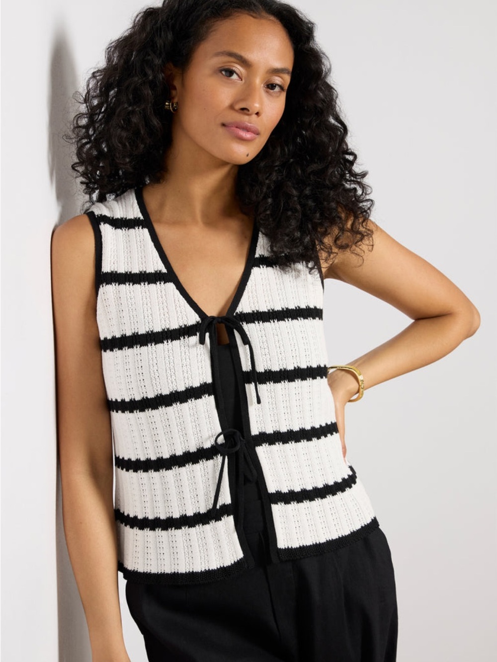 Evereve Lou Tank Top Striped Knit Tie-Front in White and Black